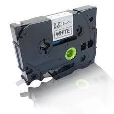 Brother P-Touch, schwarz auf weiss, 6mm x 8m, laminiert, TZe-211, ( TZ211) Brother P-Touch, schwarz auf weiss, 6mm x 8m, laminiert, TZe-211, ( TZ211)